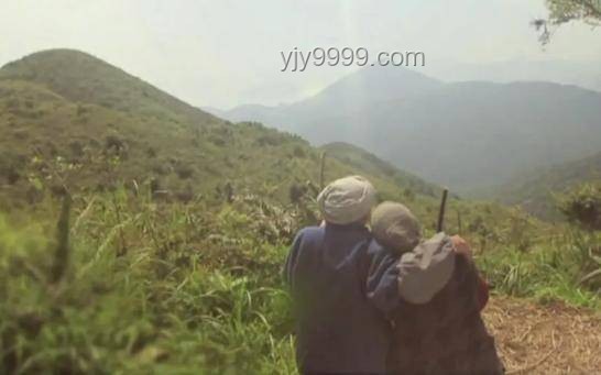 **35岁小伙的隐居生活：山洞里的四年修行**